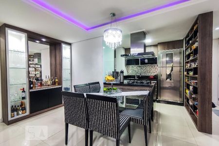 Apartamento à venda com 87m², 2 quartos e 2 vagasSala