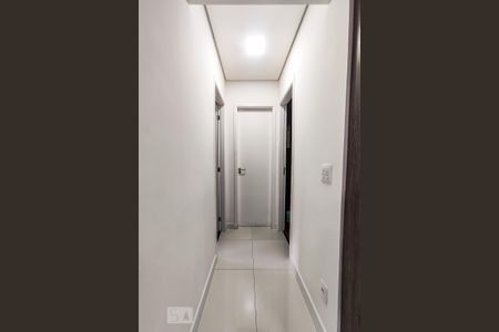 Apartamento à venda com 87m², 2 quartos e 2 vagasCorredor