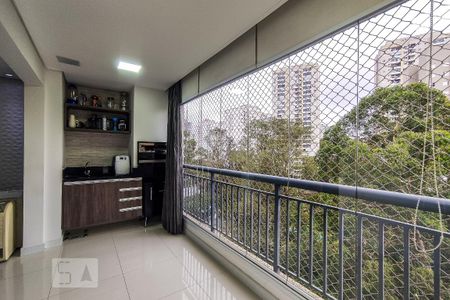Apartamento à venda com 87m², 2 quartos e 2 vagasVaranda