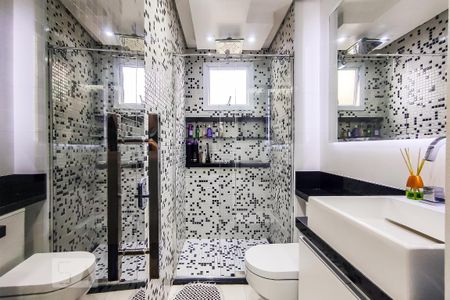 Apartamento à venda com 87m², 2 quartos e 2 vagasBanheiro da Suíte