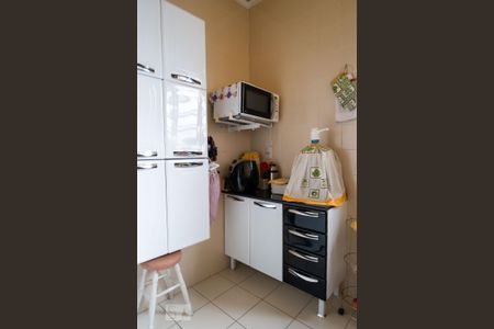 Apartamento à venda com 90m², 2 quartos e sem vaga Apartamento à venda com 90m², 2 quartos e sem vagaCozinha