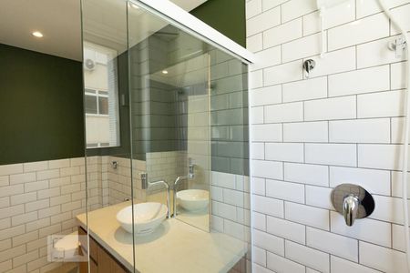 Apartamento para alugar com 90m², 2 quartos e sem vagaBanheiro da Suíte