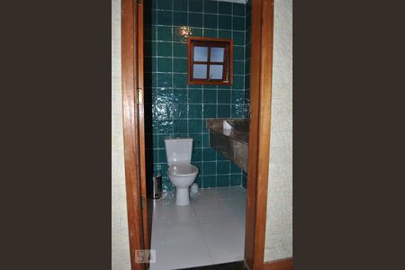 Lavabo de casa à venda com 3 quartos, 300m² em Bosque da Saúde, São Paulo