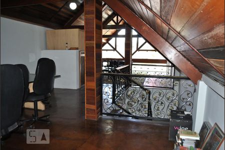 Casa à venda com 300m², 3 quartos e 3 vagasEscritório