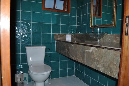 Casa à venda com 300m², 3 quartos e 3 vagasLavabo