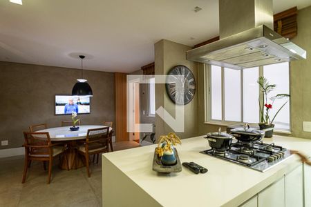 Apartamento à venda com 341m², 4 quartos e 2 vagasCozinha