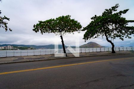 Apartamento à venda com 341m², 4 quartos e 2 vagasEntrada