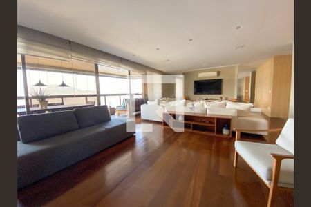 Sala de apartamento para alugar com 4 quartos, 341m² em Icaraí, Niterói