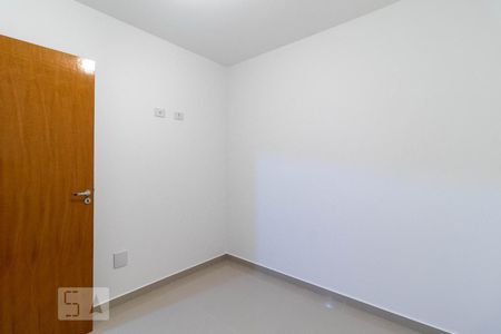 Quarto 2 de casa de condomínio para alugar com 2 quartos, 36m² em Vila Paiva, São Paulo