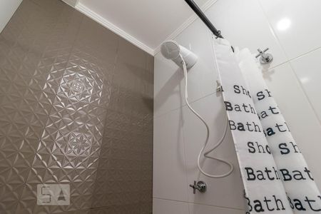 Casa de condomínio para alugar com 36m², 2 quartos e sem vagaBanheiro - Chuveiro Elétrico