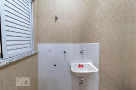Casa de condomínio para alugar com 36m², 2 quartos e sem vagaÁrea de Serviço - Tanque