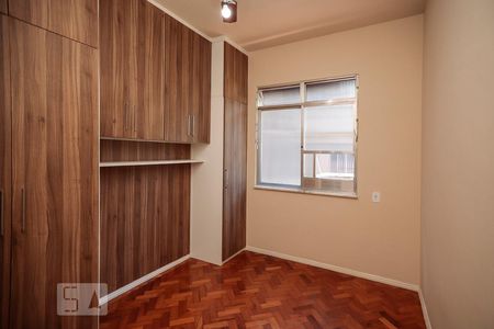 Apartamento à venda com 38m², 1 quarto e 1 vagaQuarto