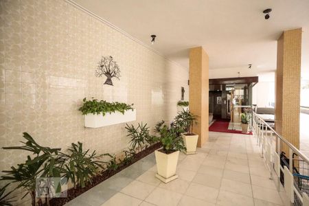 Apartamento à venda com 38m², 1 quarto e 1 vagaHall de Entrada