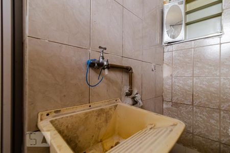 Apartamento à venda com 35m², 1 quarto e sem vaga Apartamento à venda com 35m², 1 quarto e sem vagaBanheiro e Área de Serviço