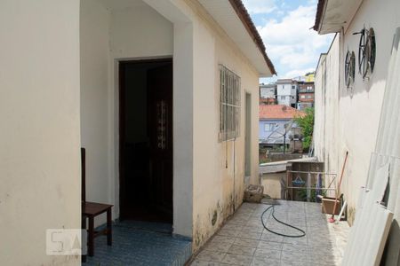 Casa à venda com 100m², 2 quartos e 1 vagaquintal