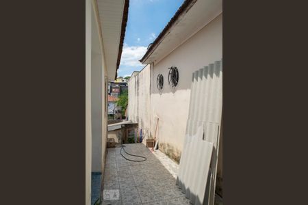 Casa à venda com 100m², 2 quartos e 1 vagaquintal