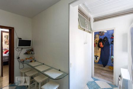 Apartamento para alugar com 102m², 2 quartos e 1 vagaCozinha