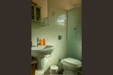 Casa à venda com 70m², 2 quartos e 2 vagasBanheiro