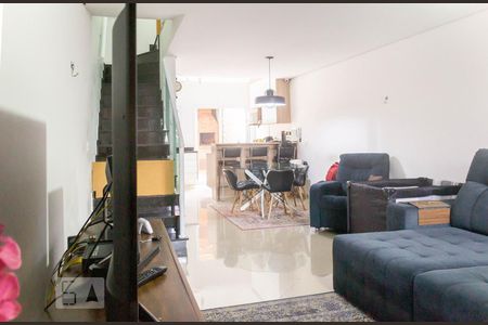 Sala de casa à venda com 3 quartos, 200m² em Vila Marari, São Paulo
