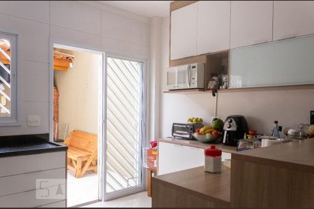 Casa à venda com 200m², 3 quartos e 2 vagas Casa à venda com 200m², 3 quartos e 2 vagasCozinha