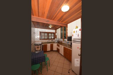 Casa para alugar com 196m², 3 quartos e 2 vagasCozinha