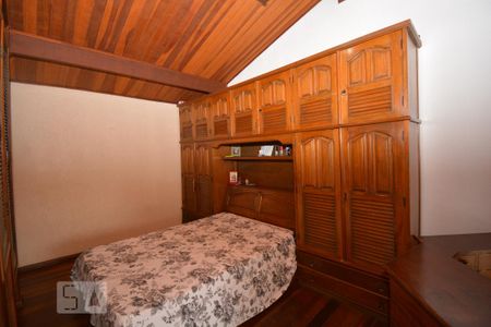 Casa para alugar com 196m², 3 quartos e 2 vagasSuíte