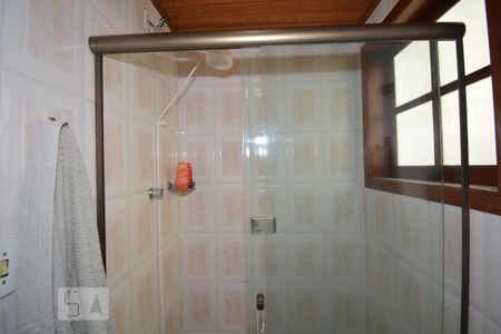 Casa para alugar com 196m², 3 quartos e 2 vagasBanheiro Social