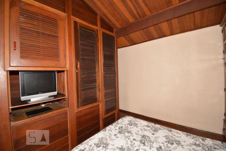 Casa para alugar com 196m², 3 quartos e 2 vagasSuíte