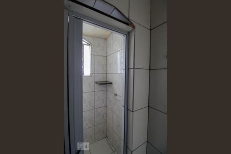 Banheiro de casa para alugar com 1 quarto, 60m² em Jardim Bela Vista, Guarulhos