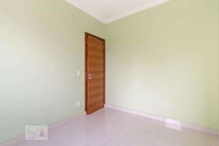 Quarto 1 de apartamento para alugar com 2 quartos, 51m² em Heliópolis, Belo Horizonte