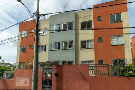Apartamento para alugar com 51m², 2 quartos e 1 vaga Apartamento para alugar com 51m², 2 quartos e 1 vagaFachada