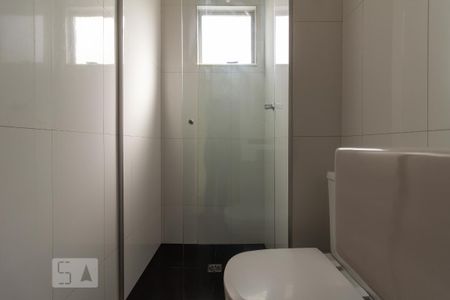 Apartamento para alugar com 51m², 2 quartos e 1 vaga Apartamento para alugar com 51m², 2 quartos e 1 vagaBanheiro
