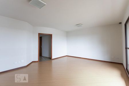 Apartamento para alugar com 150m², 4 quartos e 3 vagasSala