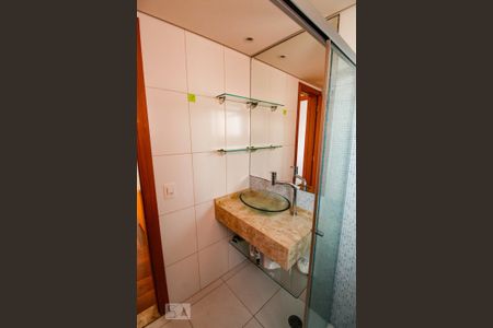 Apartamento para alugar com 60m², 3 quartos e 1 vagaBanheiro