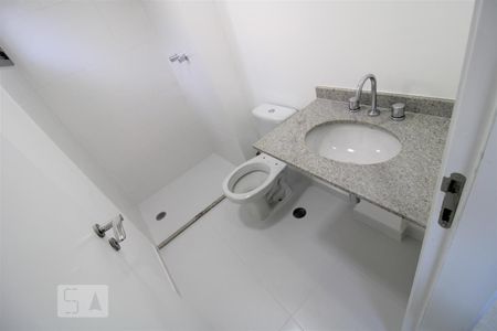 Apartamento à venda com 99m², 2 quartos e 1 vagaBanheiro da suíte 