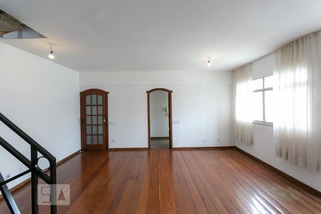 Sala de apartamento à venda com 3 quartos, 180m² em Santo Antônio, Belo Horizonte