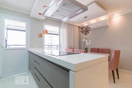 Apartamento para alugar com 88m², 3 quartos e 2 vagas Apartamento para alugar com 88m², 3 quartos e 2 vagasCozinha