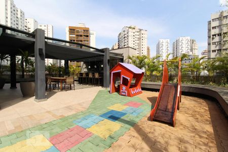 Apartamento à venda com 49m², 1 quarto e 1 vaga Apartamento à venda com 49m², 1 quarto e 1 vagaÁrea Comum - Playground