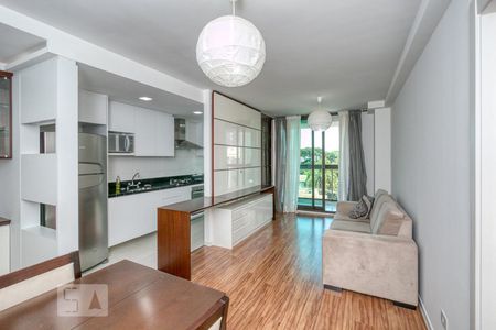 Sala de apartamento para alugar com 3 quartos, 110m² em Campina do Siqueira, Curitiba