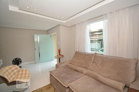 Sala de Estar de casa para alugar com 3 quartos, 250m² em Vista Alegre, Rio de Janeiro