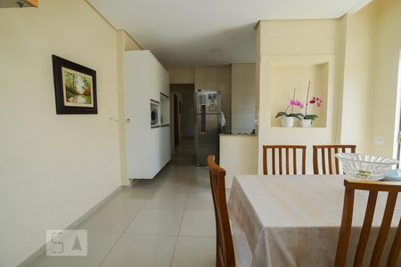 Casa à venda com 120m², 3 quartos e 1 vagaCopa