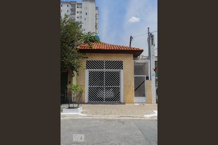 Casa à venda com 120m², 3 quartos e 1 vagaFachada