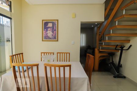 Casa à venda com 120m², 3 quartos e 1 vagaCopa