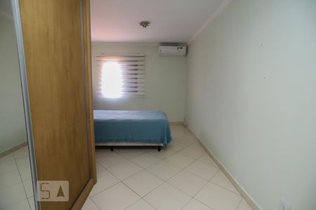 Quarto 1 de casa para alugar com 3 quartos, 120m² em Barra Funda, São Paulo