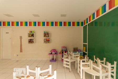 Apartamento à venda com 45m², 2 quartos e 1 vagaÁrea comum - Salão de festas