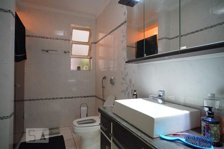 Apartamento à venda com 103m², 3 quartos e 1 vagaSuite - Banheiro
