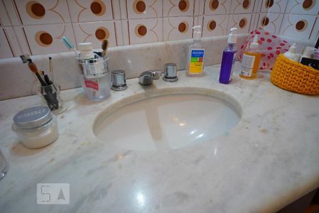 Apartamento à venda com 103m², 3 quartos e 1 vagaSuite - Banheiro