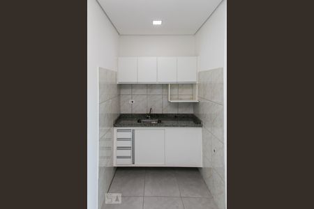 Cozinha de kitnet/studio para alugar com 1 quarto, 30m² em Parque Edu Chaves, São Paulo