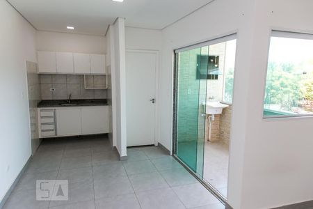 Quarto e Sala de kitnet/studio para alugar com 1 quarto, 30m² em Parque Edu Chaves, São Paulo
