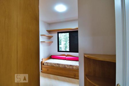 Apartamento à venda com 115m², 3 quartos e 3 vagasSuíte 2